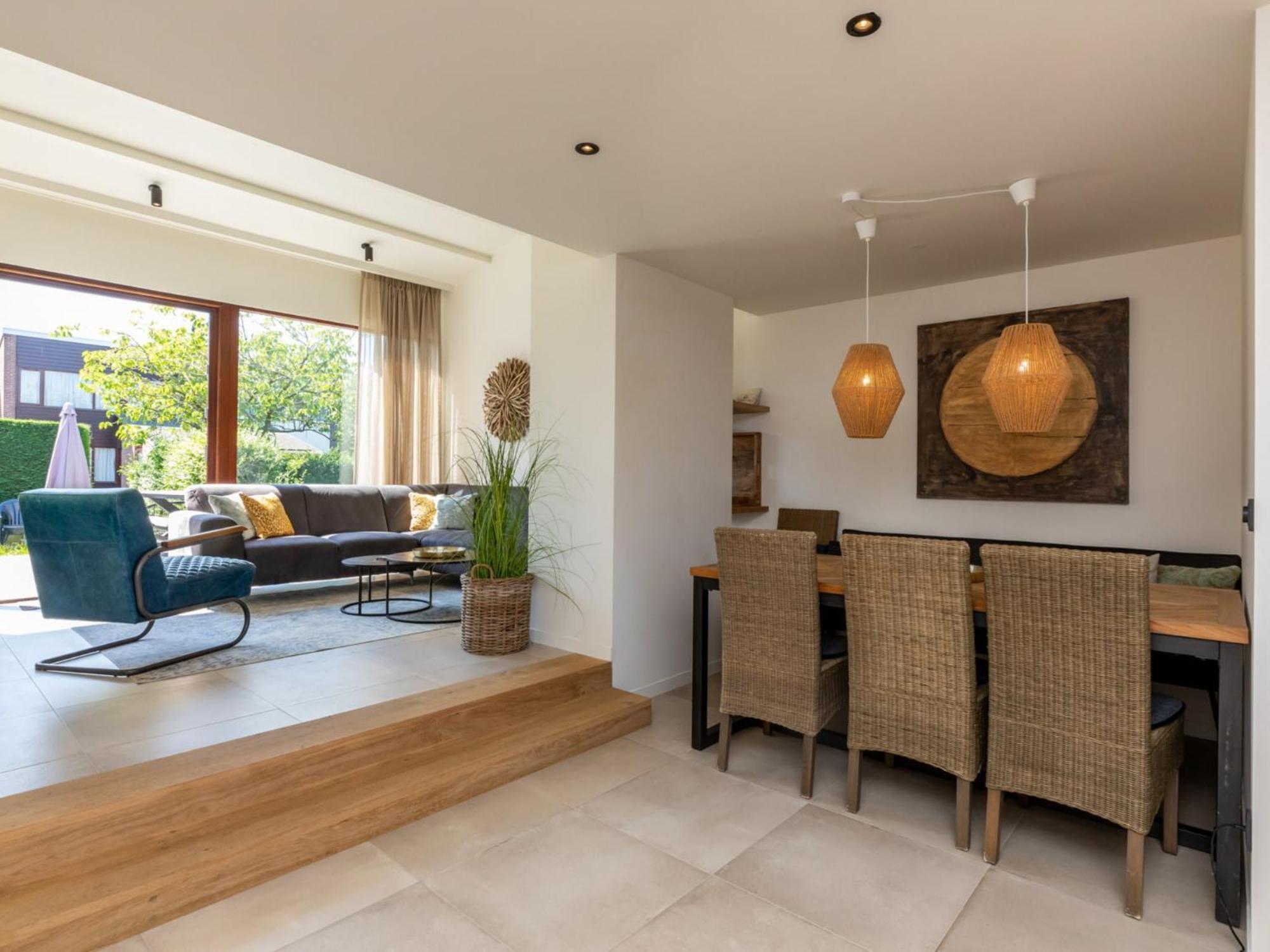 Vakantiehuis Spacious Group In *